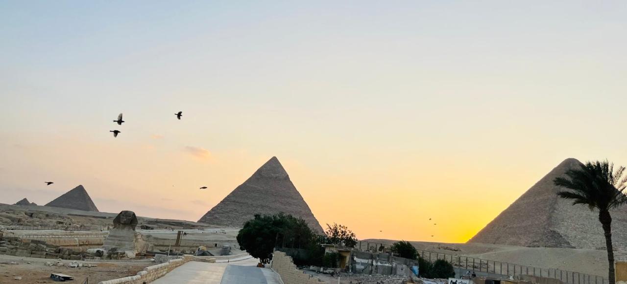 The Gate Hotel Front Pyramids & Sphinx View Kafret el-Gabal Esterno foto