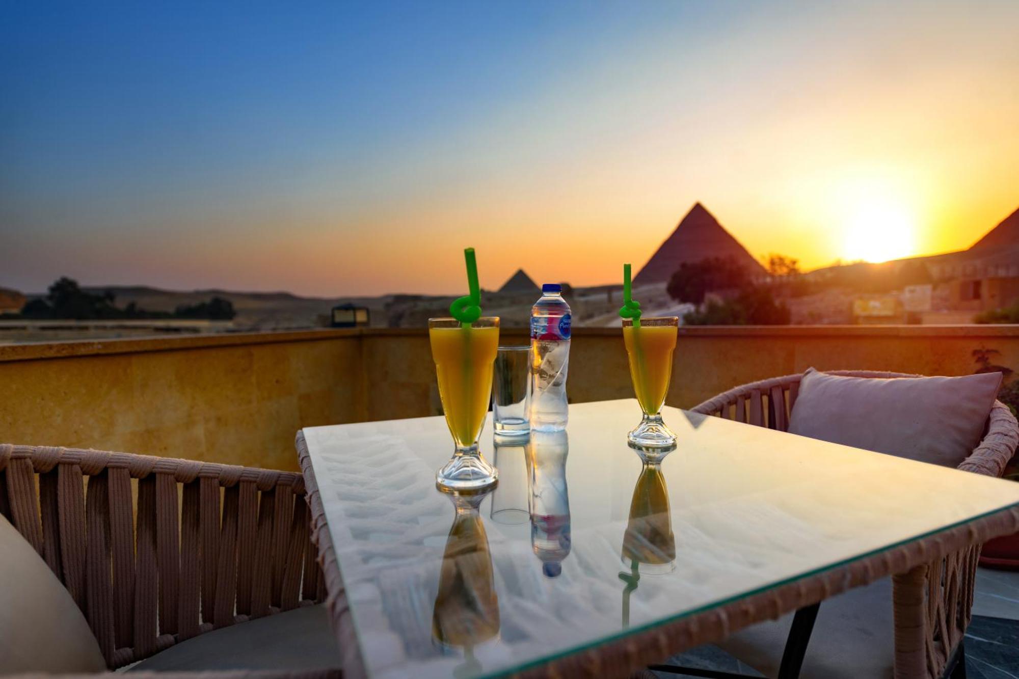 The Gate Hotel Front Pyramids & Sphinx View Kafret el-Gabal Esterno foto
