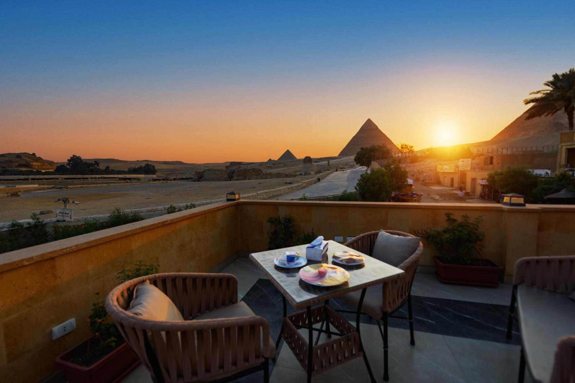 The Gate Hotel Front Pyramids & Sphinx View Kafret el-Gabal Esterno foto